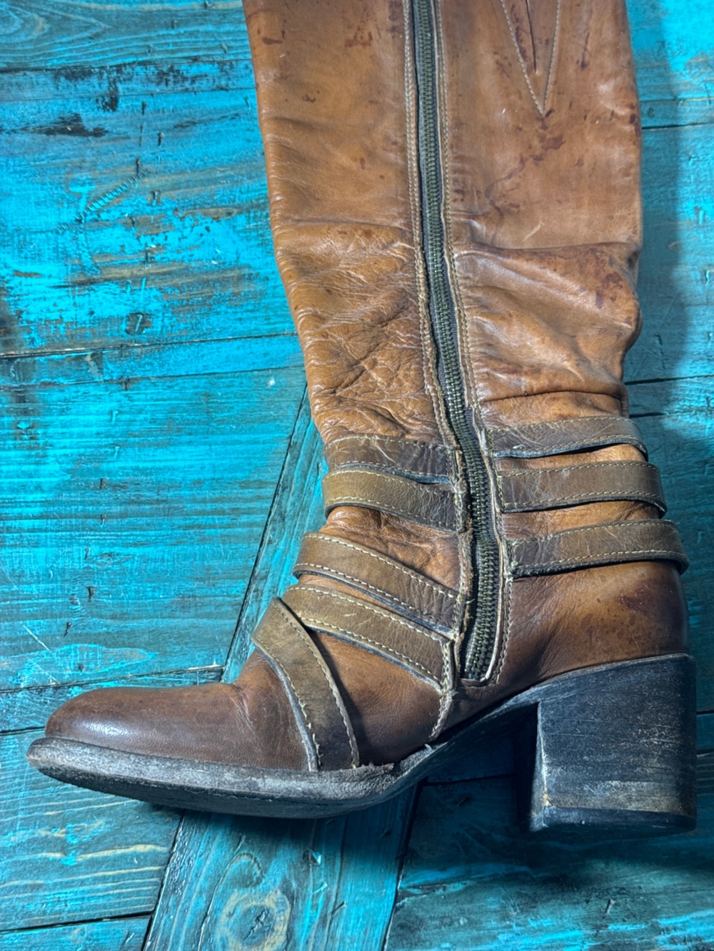 Freebird by Steven | Jules Buckle Leather Boots Size 8 Distressed - Picture 6 of 16